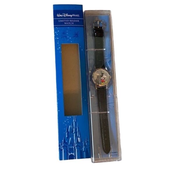 Walt Disney World Limited Release Mickey Watch NWT - Picture 1 of 7